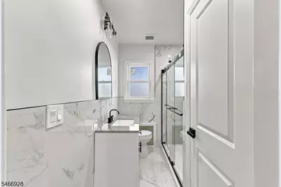 34 Union St, Hawthorne, NJ 07506 - Photo 27