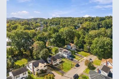34 Union St, Hawthorne, NJ 07506 - Photo 11