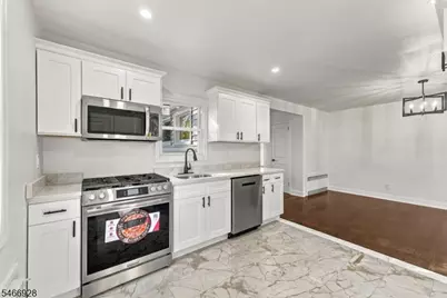 34 Union St, Hawthorne, NJ 07506 - Photo 19