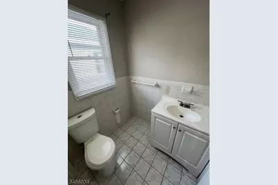 525 Jefferson Ave #2, Elizabeth, NJ 07201 - Photo 5