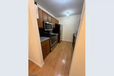 969 Bloomfield Ave, Glen Ridge, NJ 07028 - Photo 5