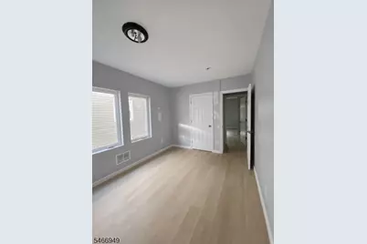 63 Huntington Ter, Newark, NJ 07112 - Photo 7