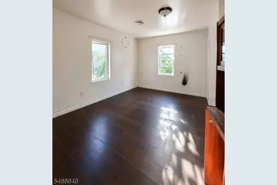 63 Huntington Ter, Newark, NJ 07112 - Photo 11