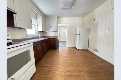 11 Mabie St #A, Franklin, NJ 07416 - Photo 5