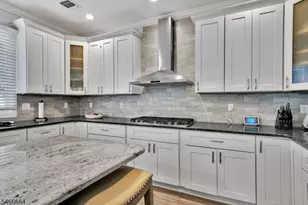 266 Valley Rd, Clifton, NJ 07013 - Photo 13
