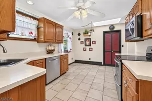 21 Fox Hill Rd, Frankford Township, NJ 07826 - Photo 9