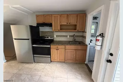 820 E Hazelwood Ave, Rahway, NJ 07065 - Photo 15