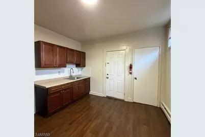 256 S Clinton St #2, East Orange, NJ 07018 - Photo 13