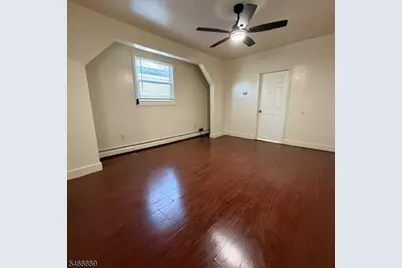256 S Clinton St #2, East Orange, NJ 07018 - Photo 3