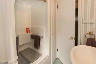 28 Huemmer Terrace, Clifton, NJ 07013 - Photo 33