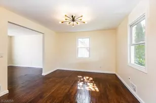 246 Grove St, Montclair, NJ 07042 - Photo 11