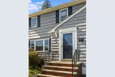 246 Grove St, Montclair, NJ 07042 - Photo 3