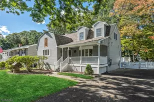 87 Calumet Ave, Oakland, NJ 07436 - Photo 1