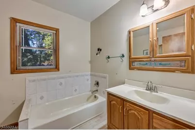 87 Calumet Ave, Oakland, NJ 07436 - Photo 25
