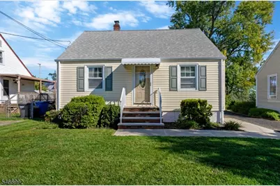 55 Eiseman Ave, Piscataway Township, NJ 08854 - Photo 1
