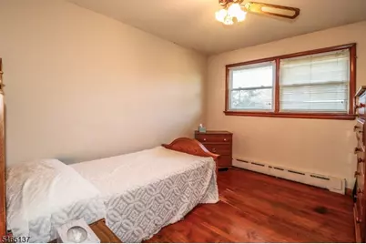 9 Castleton Ave, Franklin Township, NJ 08873 - Photo 9