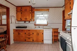9 Castleton Ave, Franklin Township, NJ 08873 - Photo 7