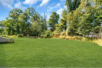 632 Dorothy Ln, Roxbury Township, NJ 07850 - Photo 21