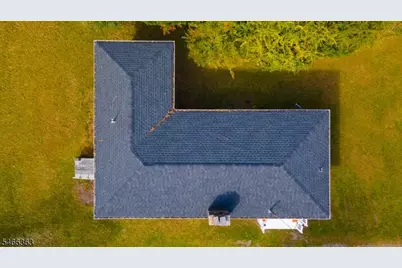 632 Dorothy Ln, Roxbury Township, NJ 07850 - Photo 29