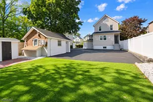 20 Lake St, East Orange, NJ 07017 - Photo 15