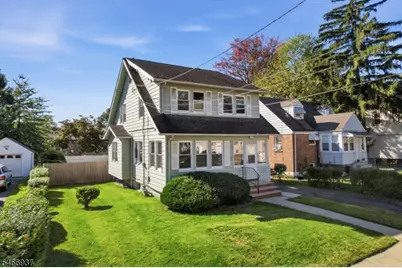 428 E 4th Ave, Roselle, NJ 07203 - Photo 3