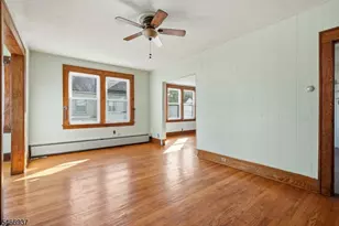 428 E 4th Ave, Roselle, NJ 07203 - Photo 5