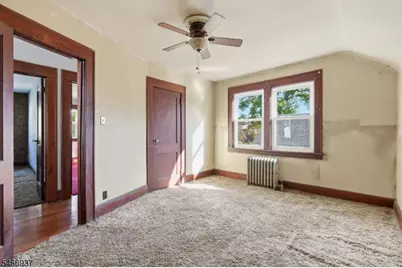428 E 4th Ave, Roselle, NJ 07203 - Photo 15