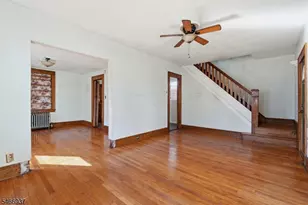 428 E 4th Ave, Roselle, NJ 07203 - Photo 7