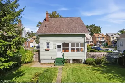 428 E 4th Ave, Roselle, NJ 07203 - Photo 25