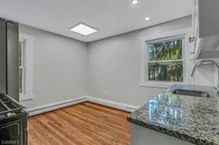 9 Laurel Pl, Montclair, NJ 07043 - Photo 11