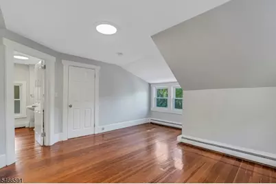 9 Laurel Pl, Montclair, NJ 07043 - Photo 21