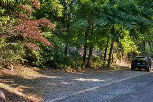 9 Laurel Pl, Montclair, NJ 07043 - Photo 27