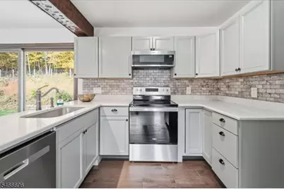 27 Degroat Rd, Wantage, NJ 07461 - Photo 11