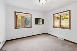 27 Degroat Rd, Wantage, NJ 07461 - Photo 17