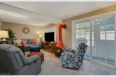 22 Ann St, Verona, NJ 07044 - Photo 7