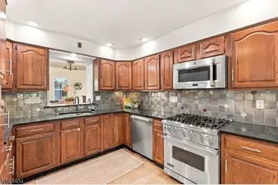 223 Fairview Ave, Verona, NJ 07044 - Photo 17