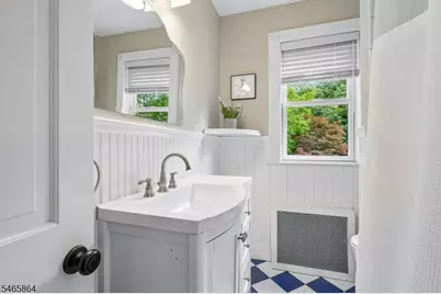 439 Grove St, Montclair, NJ 07043 - Photo 31