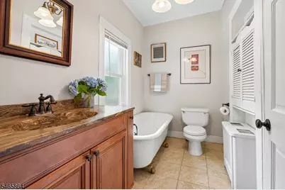 439 Grove St, Montclair, NJ 07043 - Photo 19