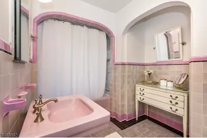 6 Sutherland Rd, Montclair, NJ 07042 - Photo 29