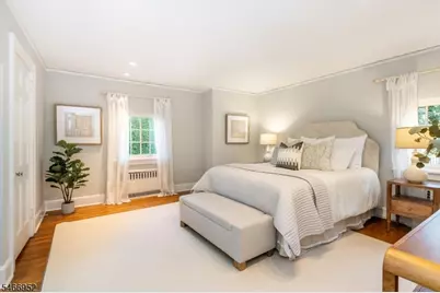 6 Sutherland Rd, Montclair, NJ 07042 - Photo 27