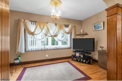 315 Trinity Pl, Hillside Twp., NJ 07205 - Photo 5