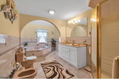 315 Trinity Pl, Hillside Twp., NJ 07205 - Photo 11