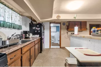 315 Trinity Pl, Hillside Twp., NJ 07205 - Photo 19