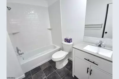26 Larkspur Ct, Bedminster Township, NJ 07921 - Photo 3