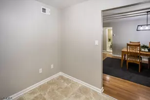 32 Brookside Ln, Mount Arlington, NJ 07856 - Photo 9