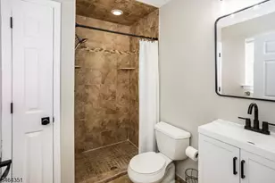 32 Brookside Ln, Mount Arlington, NJ 07856 - Photo 19