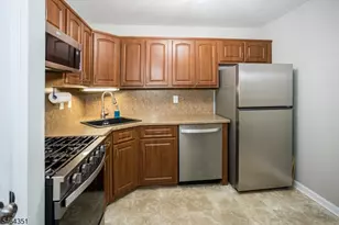 32 Brookside Ln, Mount Arlington, NJ 07856 - Photo 7