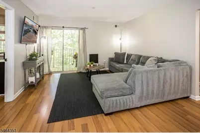 32 Brookside Ln #32, Mount Arlington, NJ 07856 - Photo 3