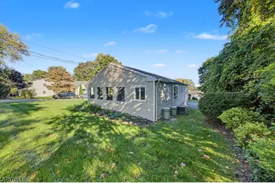 418 Laurel St, Boonton Town, NJ 07005 - Photo 11