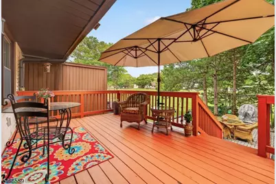 55 Chelsea Cir, Raritan Township, NJ 08822 - Photo 21